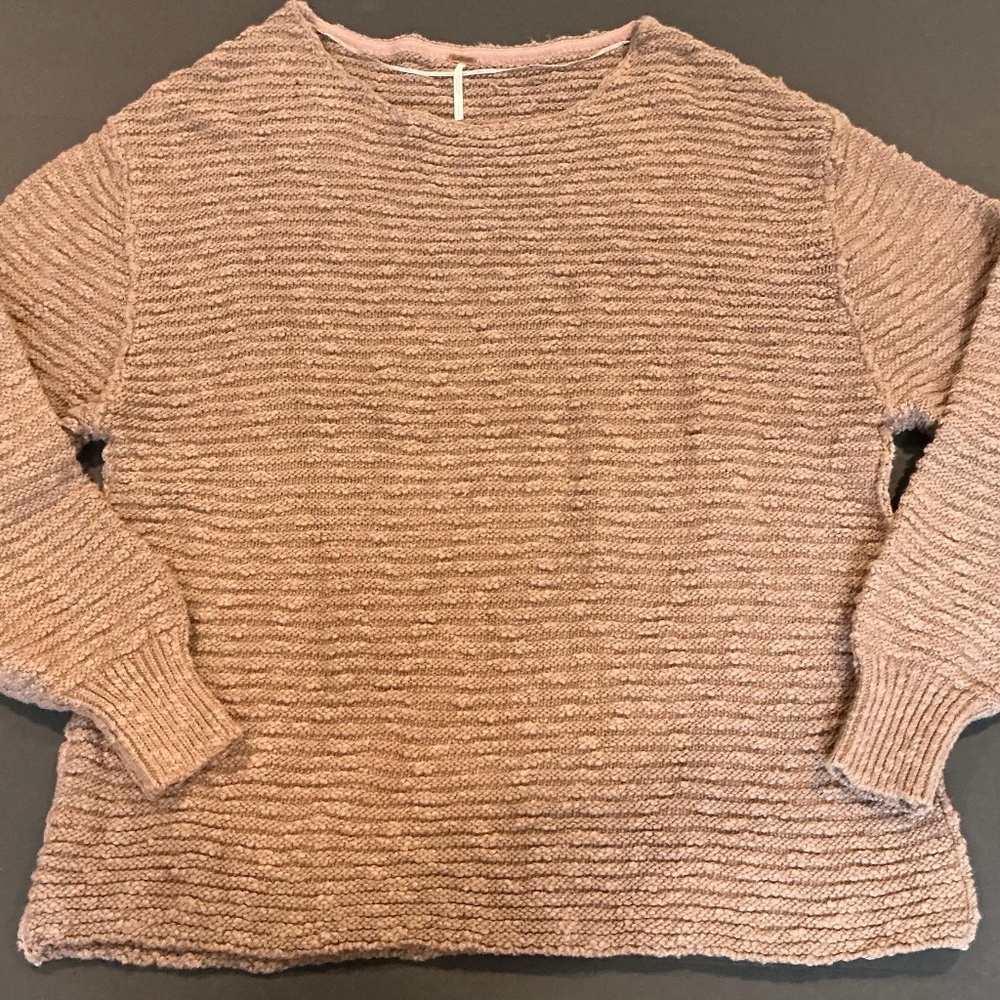 Free People Textured Knit Sweater Taupe Small  Cozy Free People chunky knit